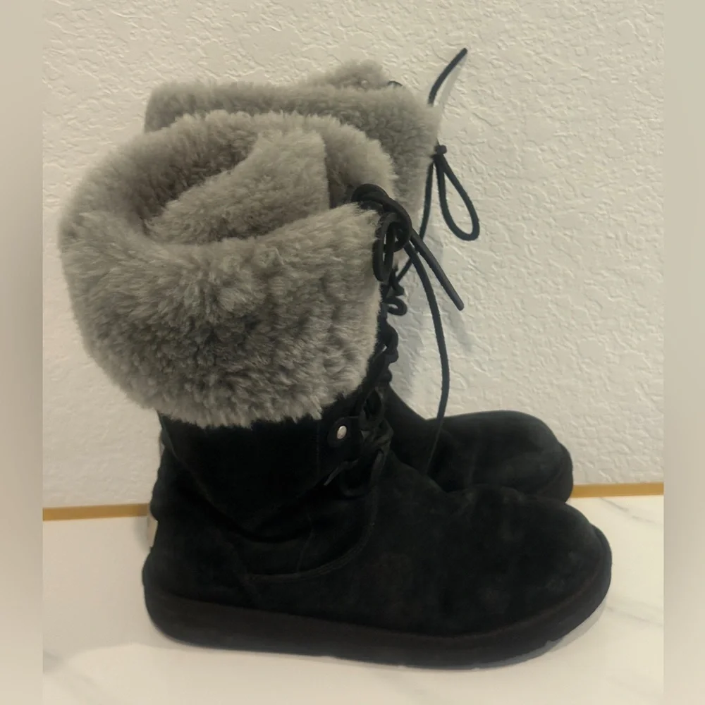 UGG cozy shearling
